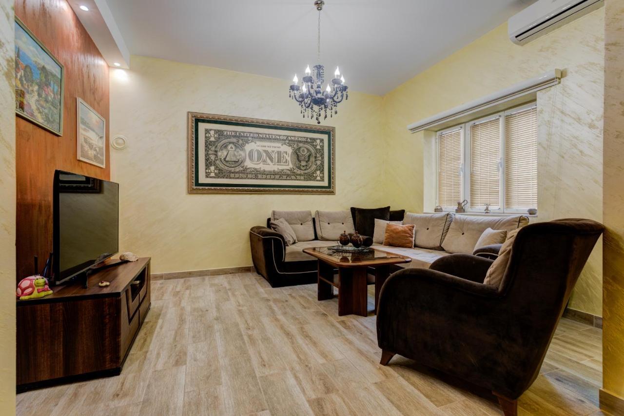 Raicevic Residence Tivat Bagian luar foto