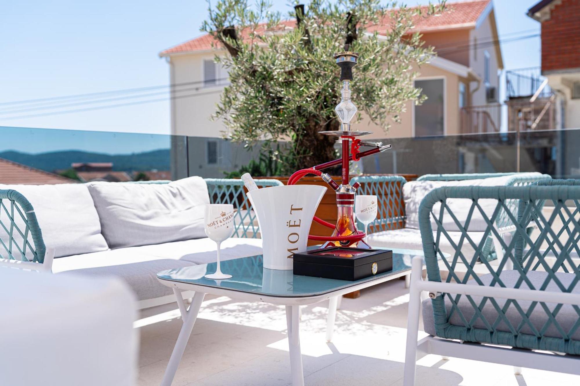 Raicevic Residence Tivat Bagian luar foto