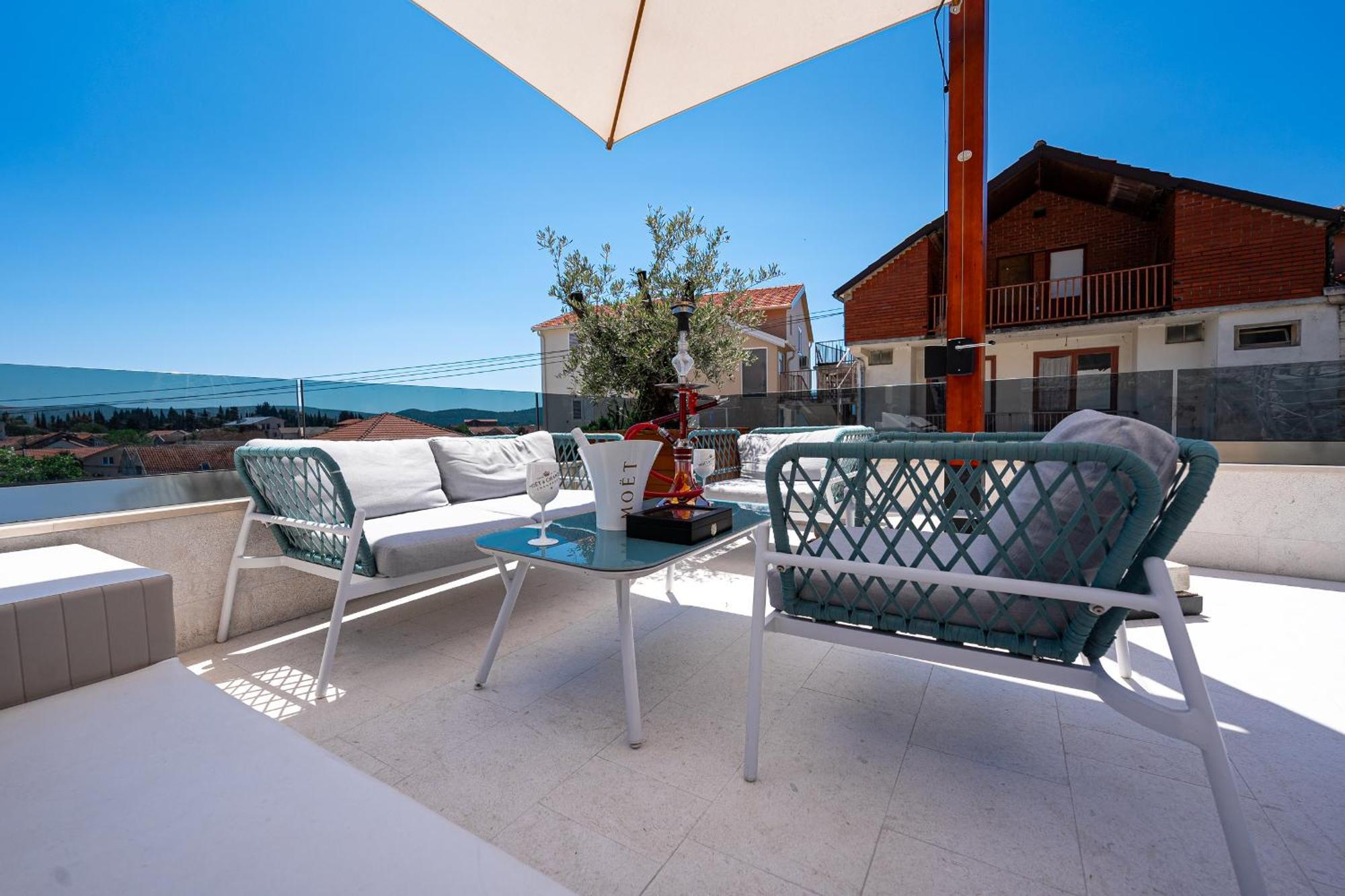 Raicevic Residence Tivat Bagian luar foto