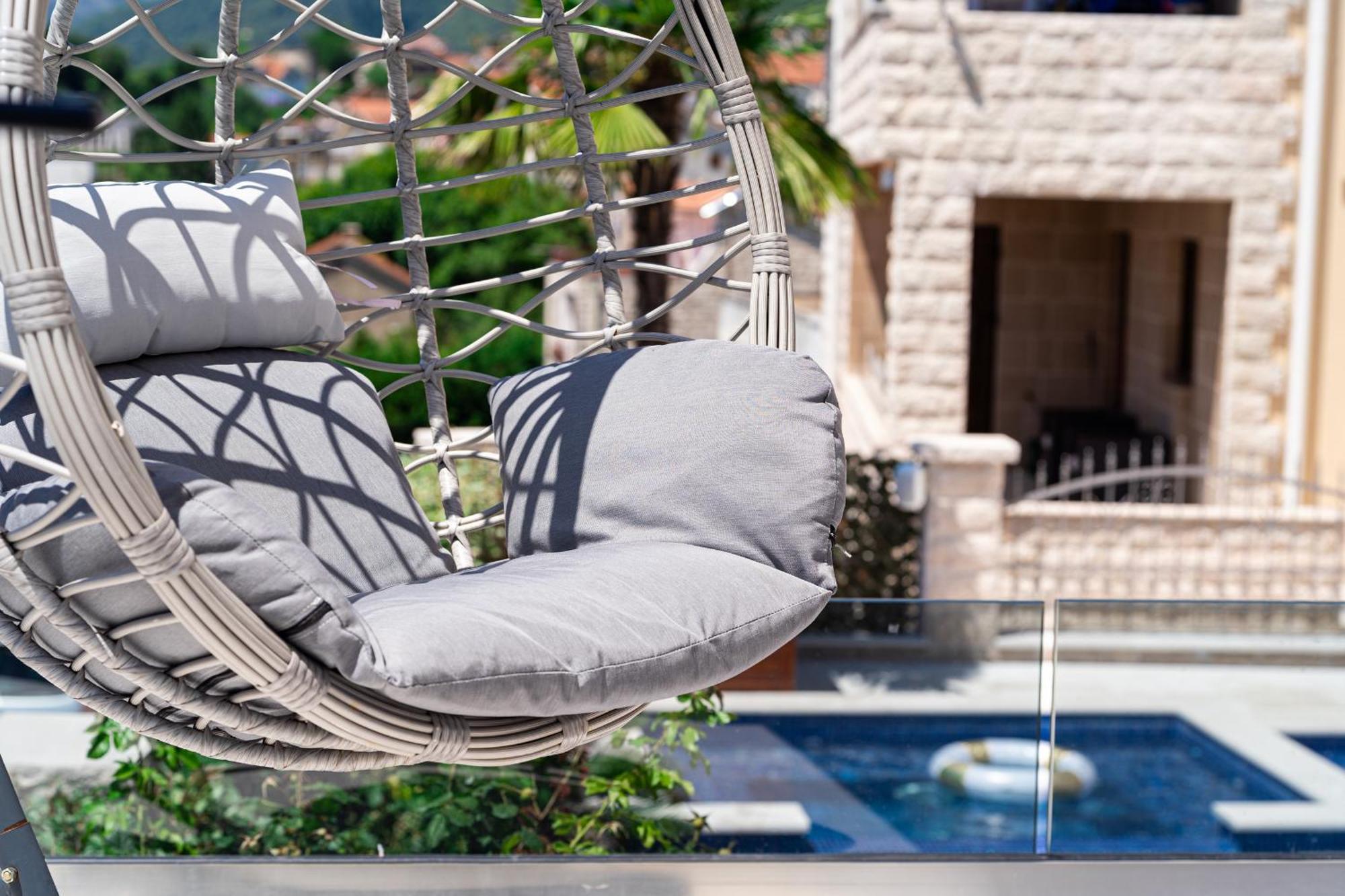 Raicevic Residence Tivat Bagian luar foto