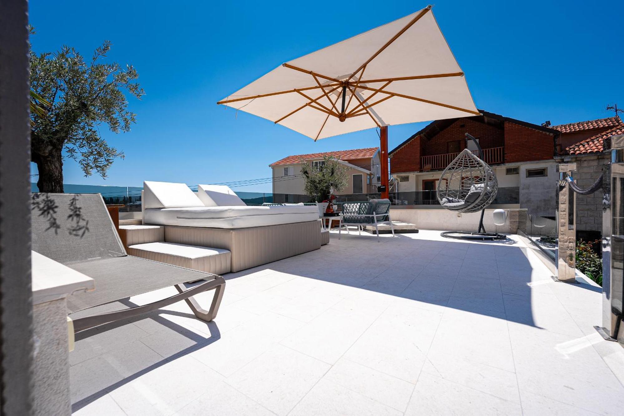 Raicevic Residence Tivat Bagian luar foto