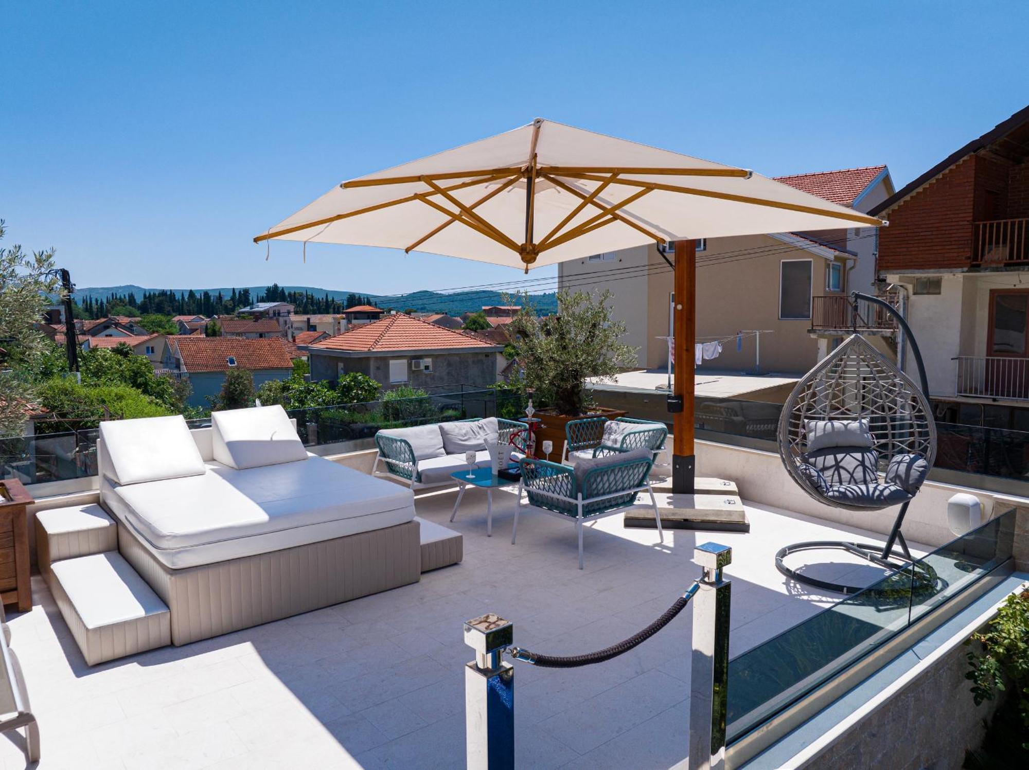 Raicevic Residence Tivat Bagian luar foto