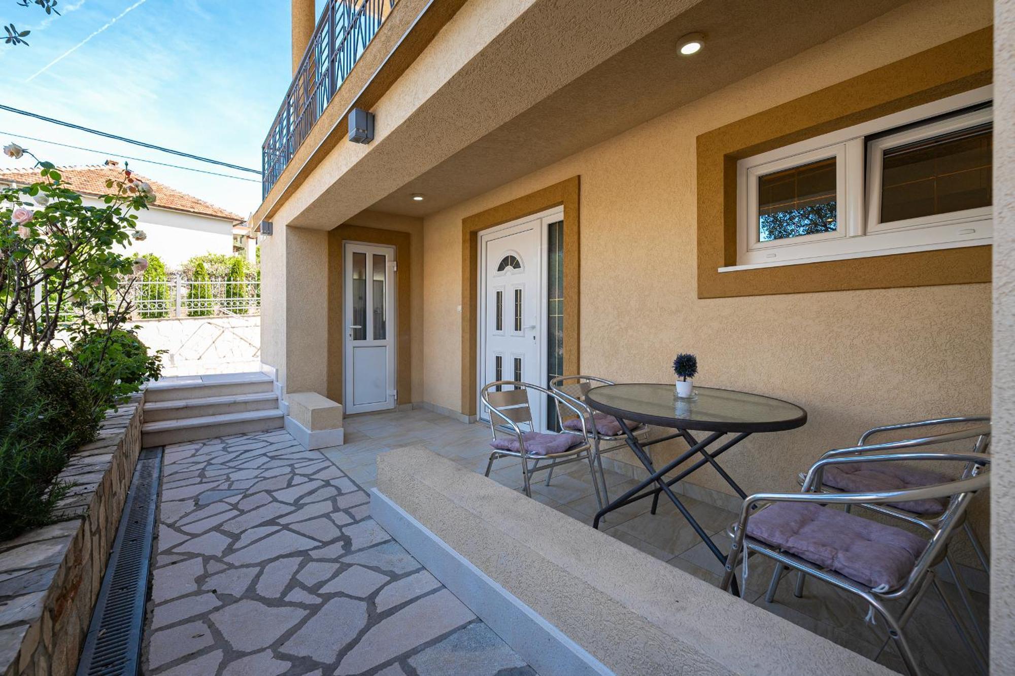 Raicevic Residence Tivat Bagian luar foto
